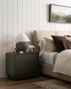 Wilkins Laurel Nightstand -Decoration Specialty Shop 20230608 SS FallCatalogue 018 T