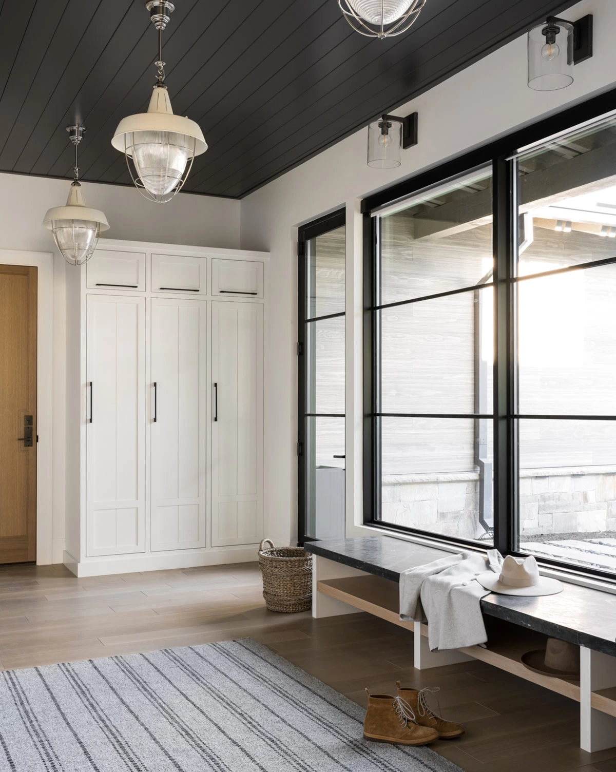 Henry Industrial Hanging Light 3 Henry Industrial Hanging Light - Image 3