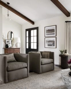 Reese Curved Chair -Decoration Specialty Shop Briana Josh 7