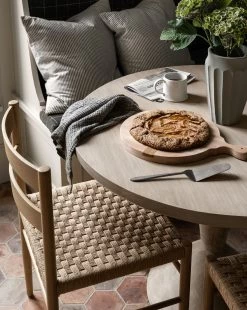 Ives Pillow Cover -Decoration Specialty Shop Catalogue Shoot 109 f254ca44 d2ca 4f85 966b 754a77aae495