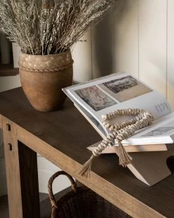 Landis Planter 9 Landis Planter -Decoration Specialty Shop Catalogue Shoot 180 38fa86f3 057a 4bb7 9fc0 b637beeca69a