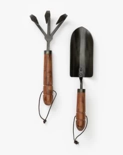 Gardening Cultivator -Decoration Specialty Shop GardeningShovel MDCR2598 BLK OS D1 f0ea8fd2 b7f3 4e47 937e 8b0ae1f5b590