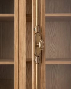 Heath Oak Cabinet -Decoration Specialty Shop HeathOakCabinet MFRN2247 OAK OS D4