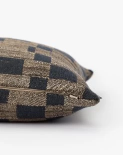 Hedgerow Navy Pillow Cover -Decoration Specialty Shop HedgerowNavyPillowCover MPLW1281 NVY 16x20 D1 T