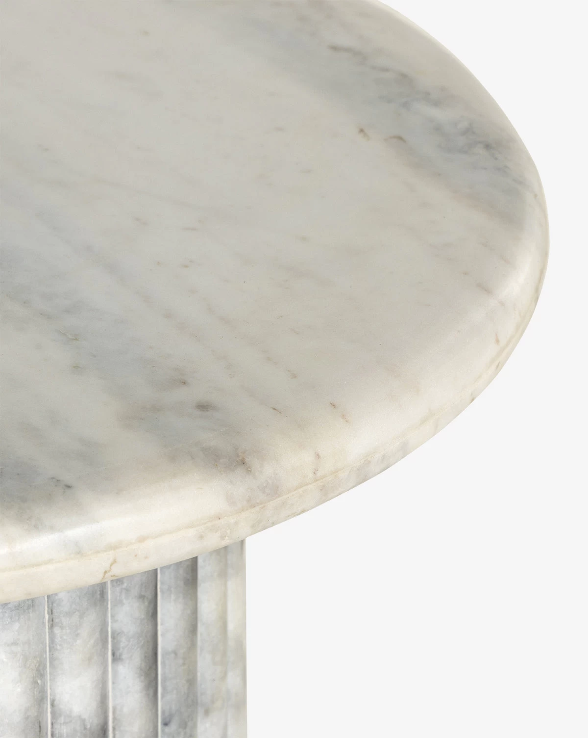 Mendes End Table 2 Mendes End Table - Image 2