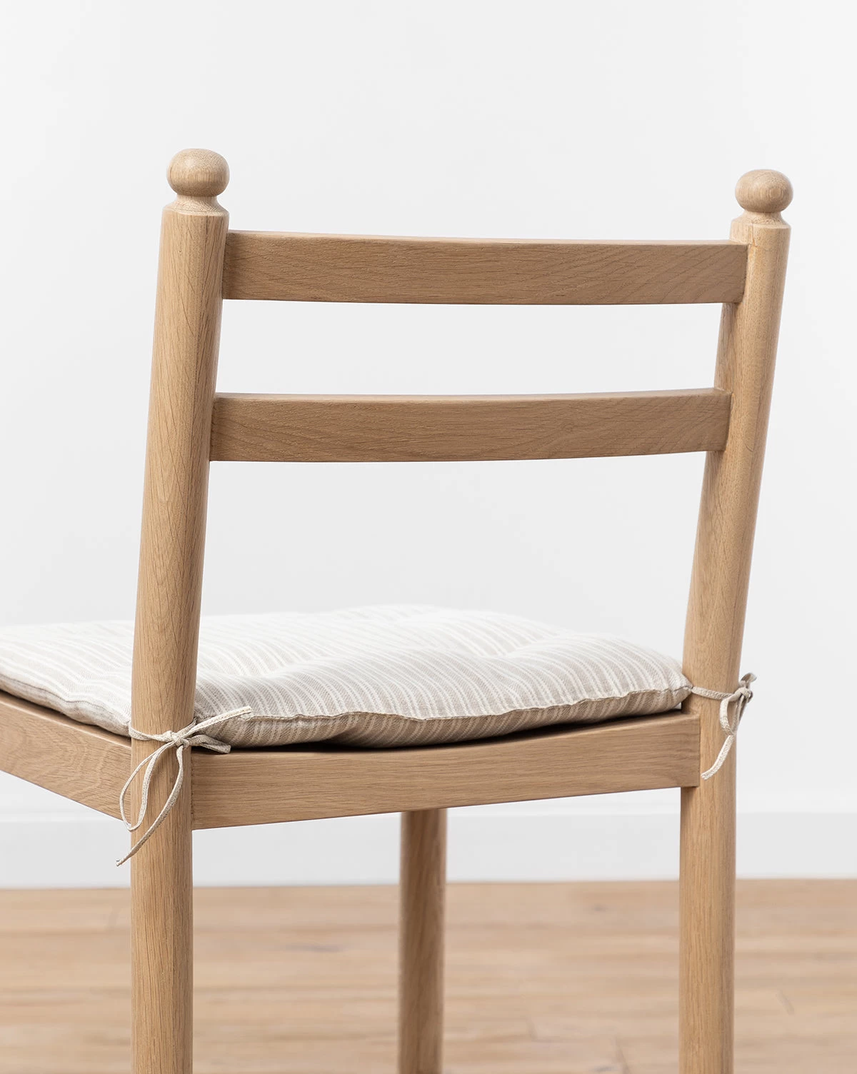 Romany Counter Stool 5 Romany Counter Stool - Image 5