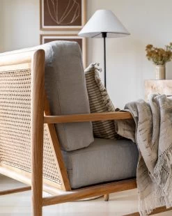 Noir Beckett Chair -Decoration Specialty Shop SpringOutstandingNeeds