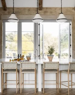 Sutter Pendant -Decoration Specialty Shop Spring Templated 38