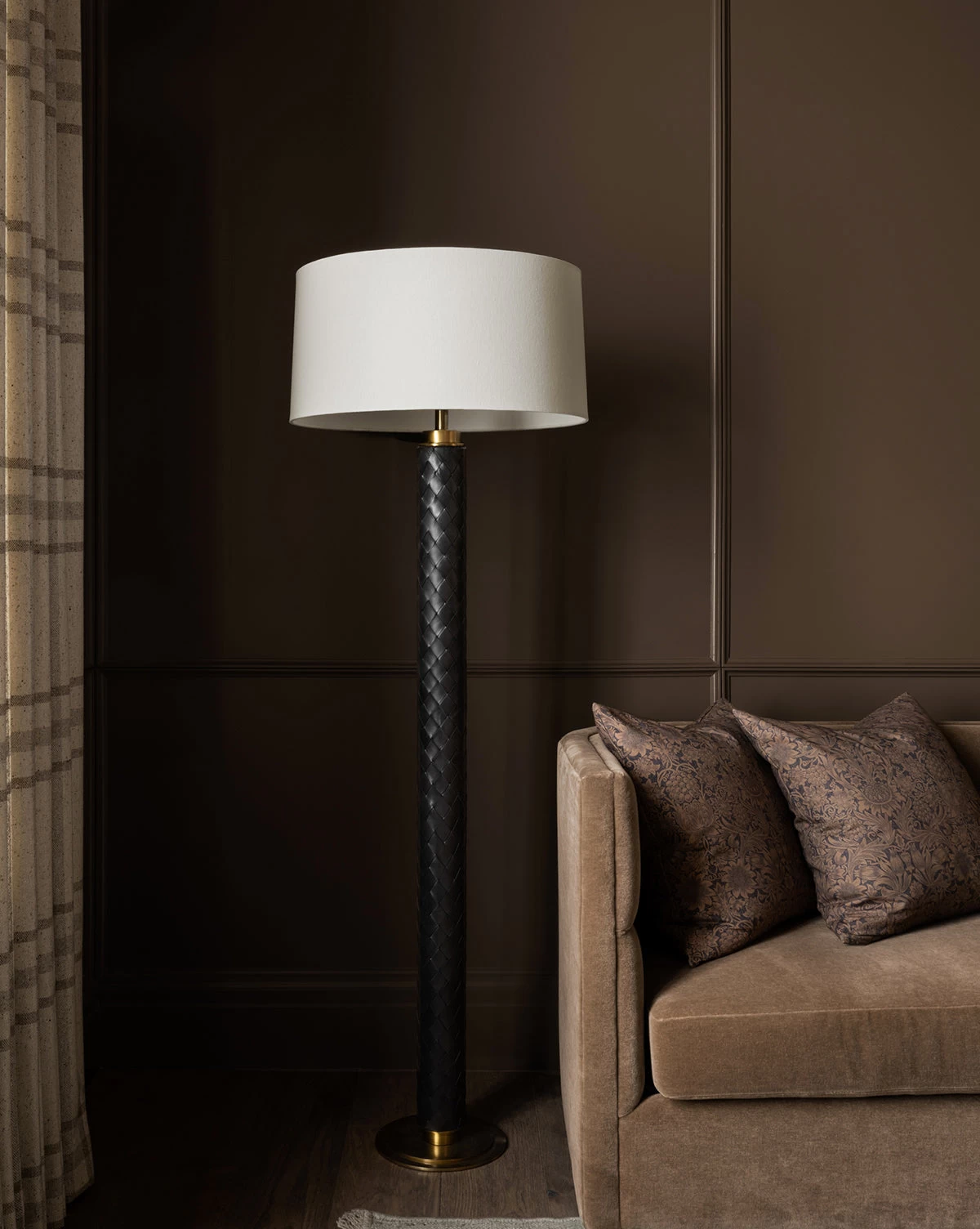 Ropata Floor Lamp 2 Ropata Floor Lamp - Image 2