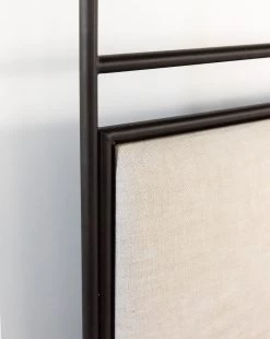 Sutherland Canopy Bed -Decoration Specialty Shop Sutherland Canopy Bed4