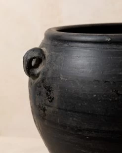 Vintage Weathered Pot -Decoration Specialty Shop VintageWeatheredPot MDCR1999 BWN OS D1 T