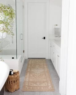 Zaragoza Hand-Tufted Wool Rug -Decoration Specialty Shop beckpinesbathroom11