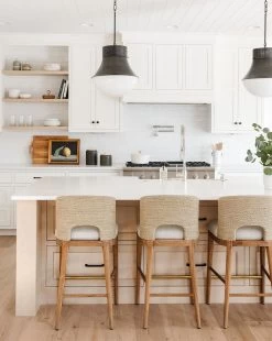 Precision Pendant -Decoration Specialty Shop carroll15 ed080f70 3460 4177 bee3 03a2a791ed0b