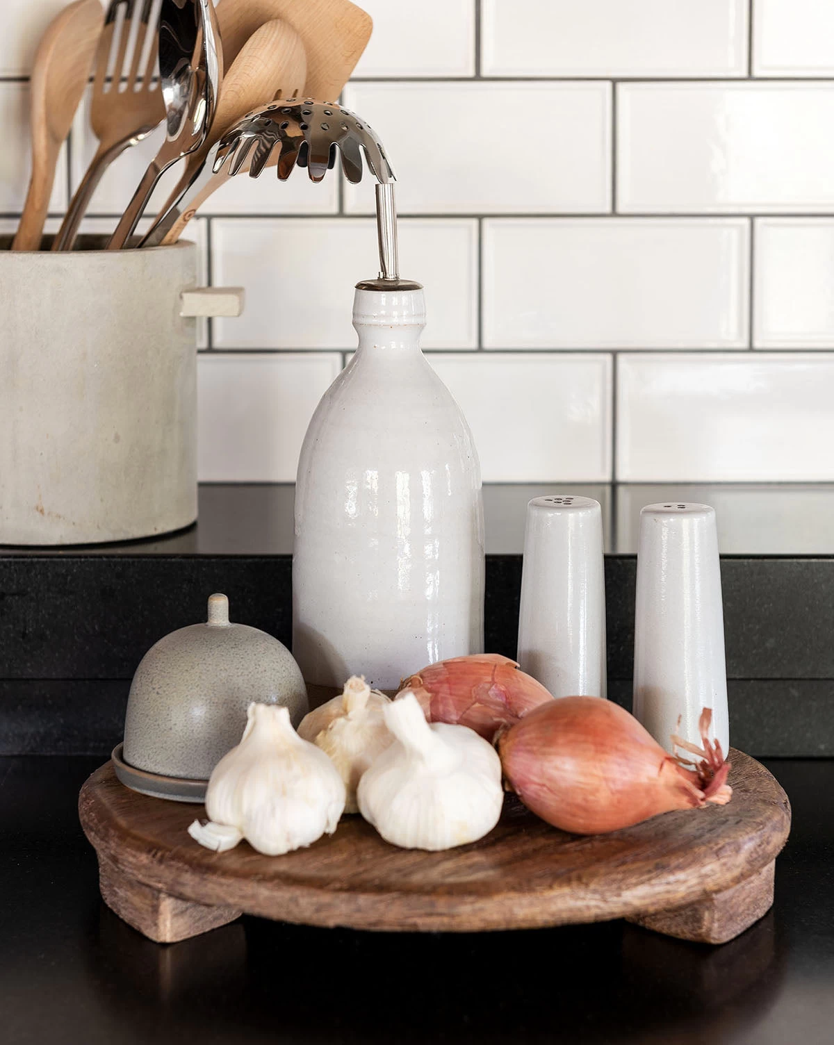 Mango Wood Carved Pedestal 3 Mango Wood Carved Pedestal - Image 3