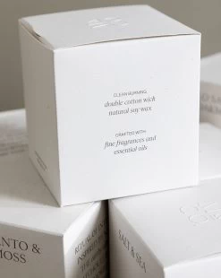 Palo Santo & Oakmoss Candle -Decoration Specialty Shop fragrance templated 7