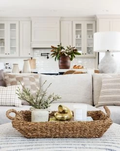 Dual Handled Vase -Decoration Specialty Shop holiday2020 121