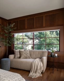 Lorenzo Cream Grid Throw -Decoration Specialty Shop spring templated 58 764b285f b6e8 4ea5 9538 f97010da3592