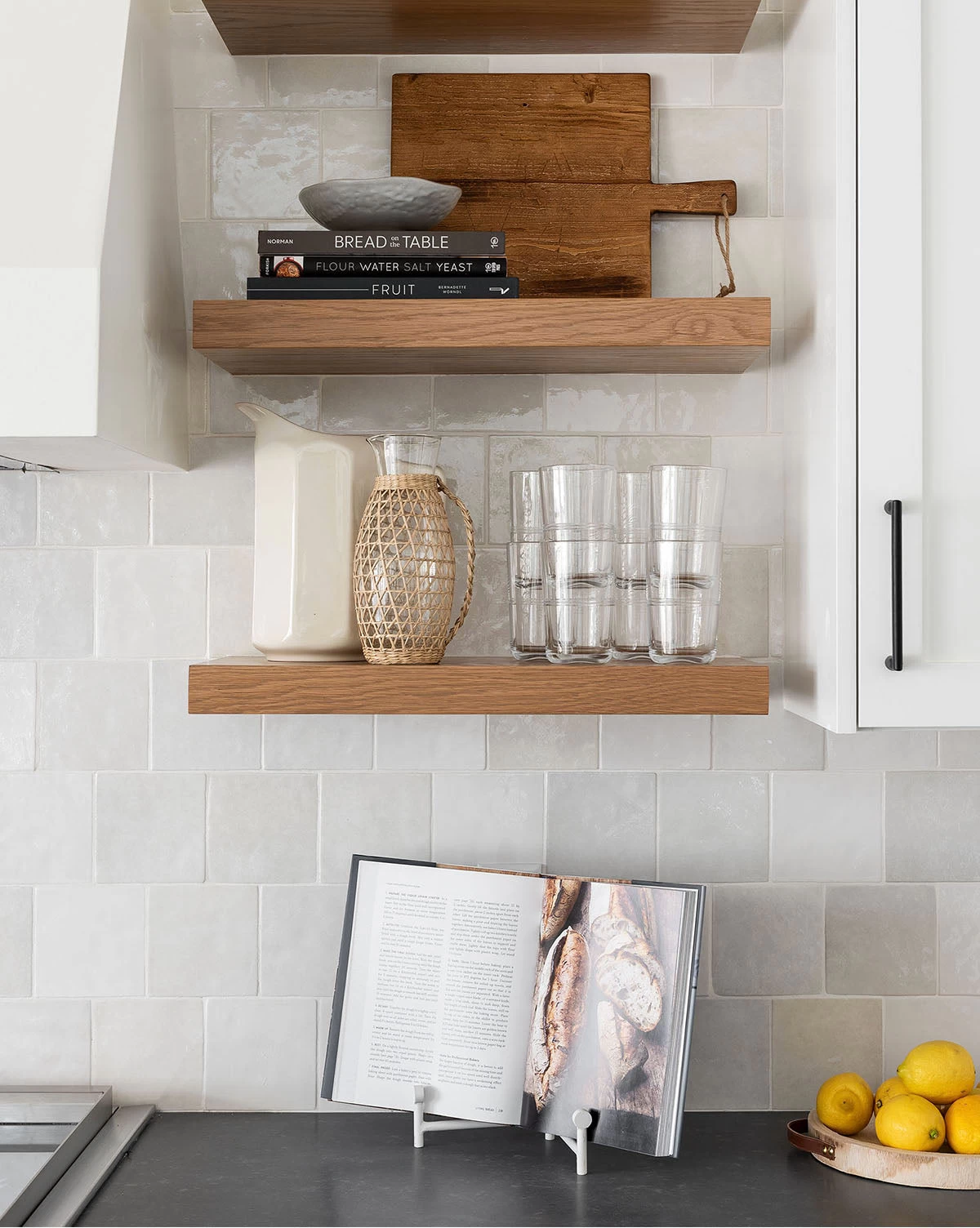 Rounded Edge Easel 2 Rounded Edge Easel - Image 2